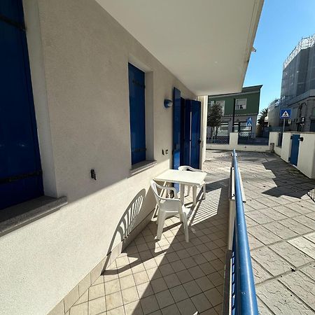 Residence Stefania Appartamenti Piano Terra - Agenzia Cocal Каорле Екстериор снимка