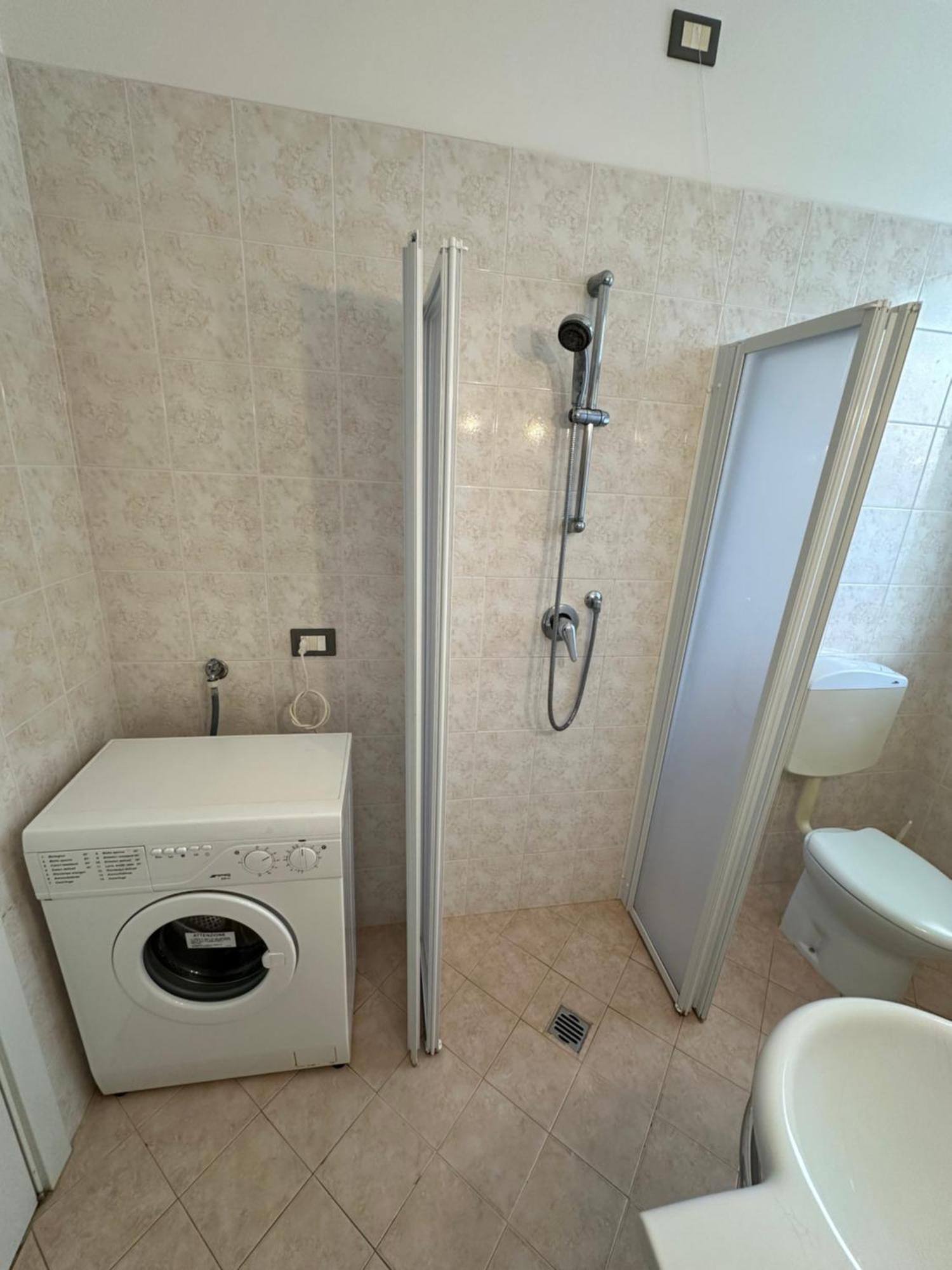 Residence Stefania Appartamenti Piano Terra - Agenzia Cocal Каорле Екстериор снимка