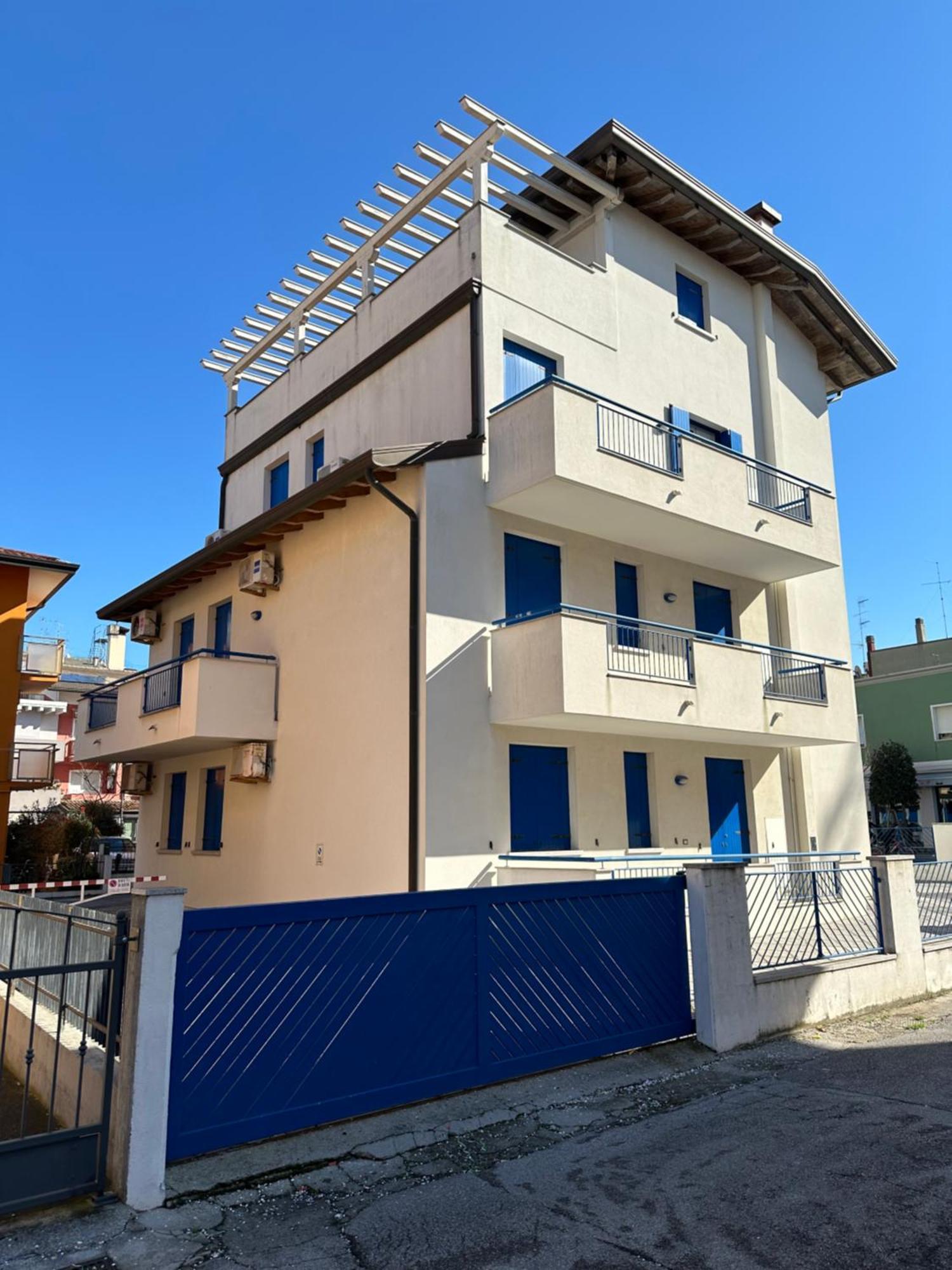 Residence Stefania Appartamenti Piano Terra - Agenzia Cocal Каорле Екстериор снимка