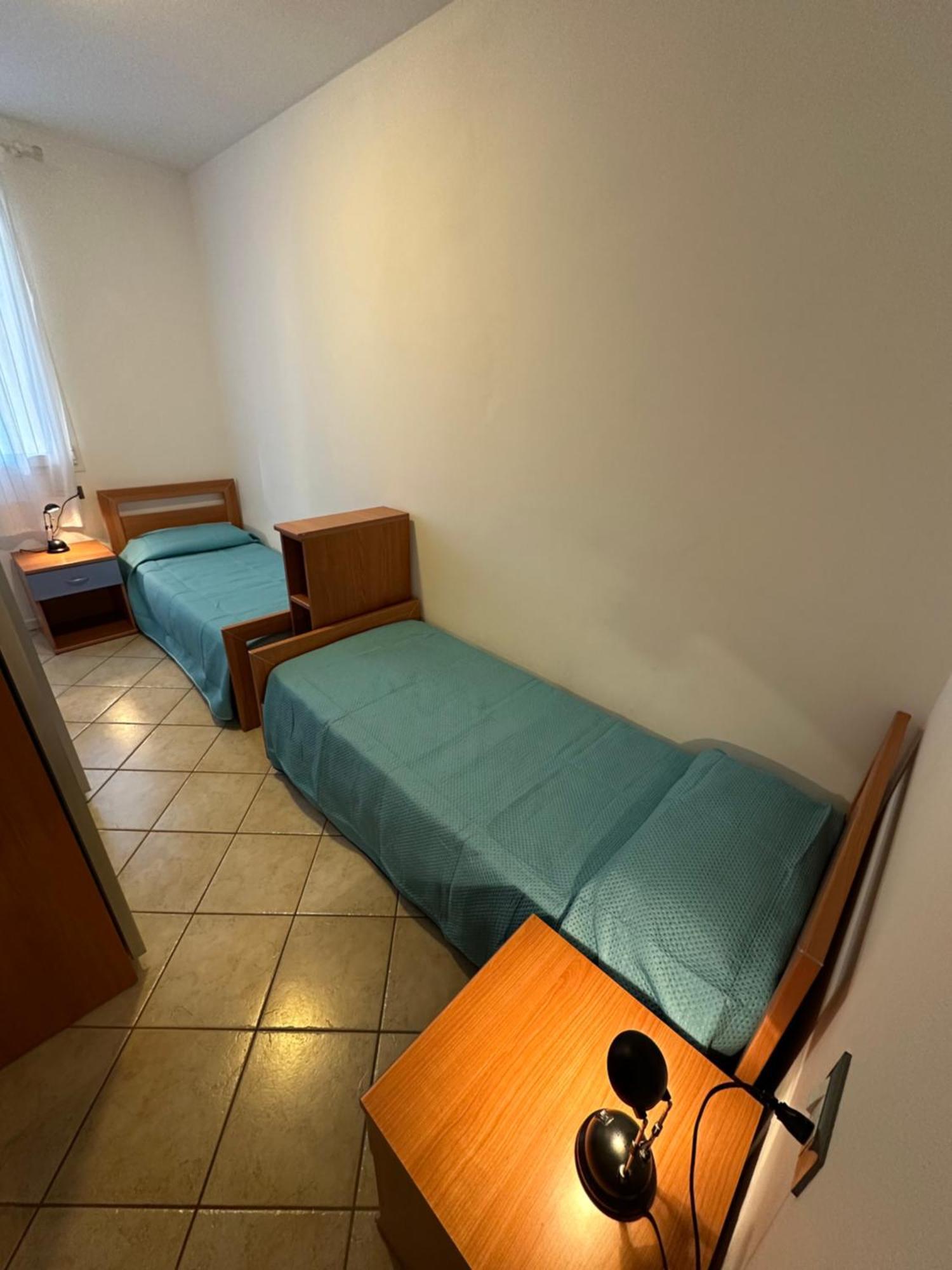Residence Stefania Appartamenti Piano Terra - Agenzia Cocal Каорле Екстериор снимка